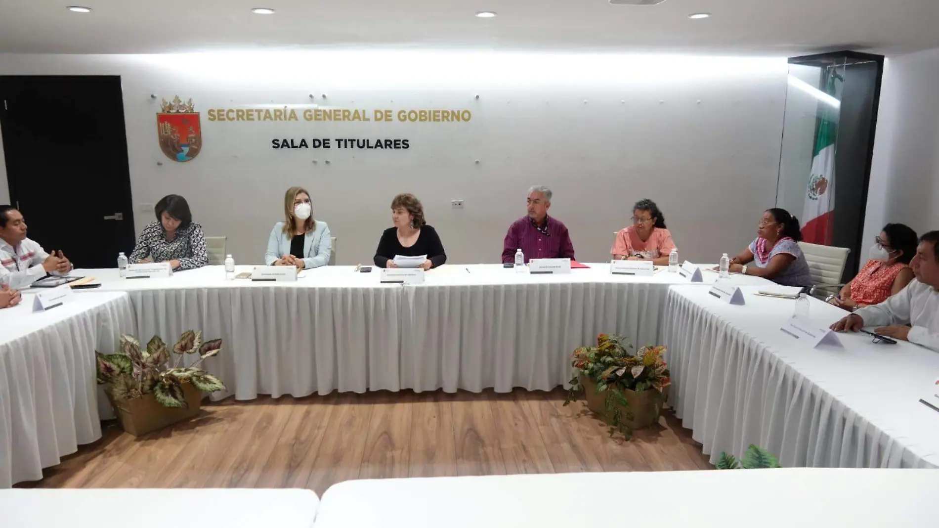 autoridades de Chiapas reunidas